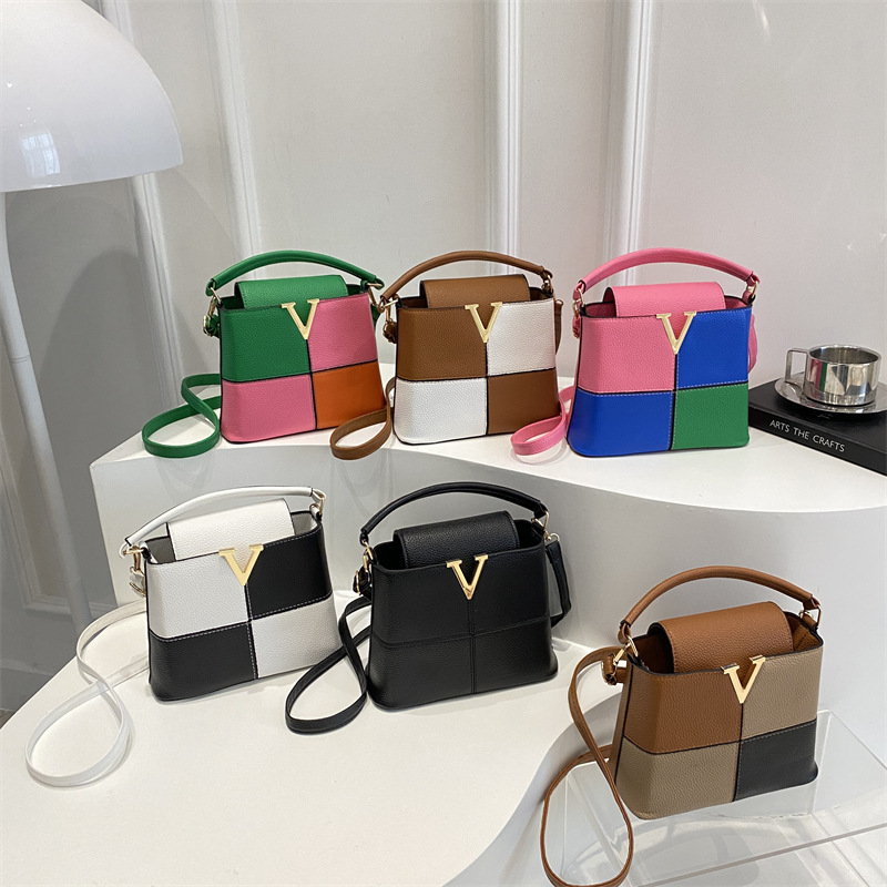 Chic V-Logo Mini Totes Bags Lu - đánh giá và giá Women'S Shoes Louis Vuitton