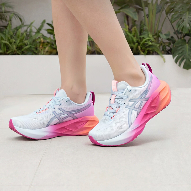 Asics Women NOVABLAST 5 White  - đánh giá và giá Women Shoes Hong Kong